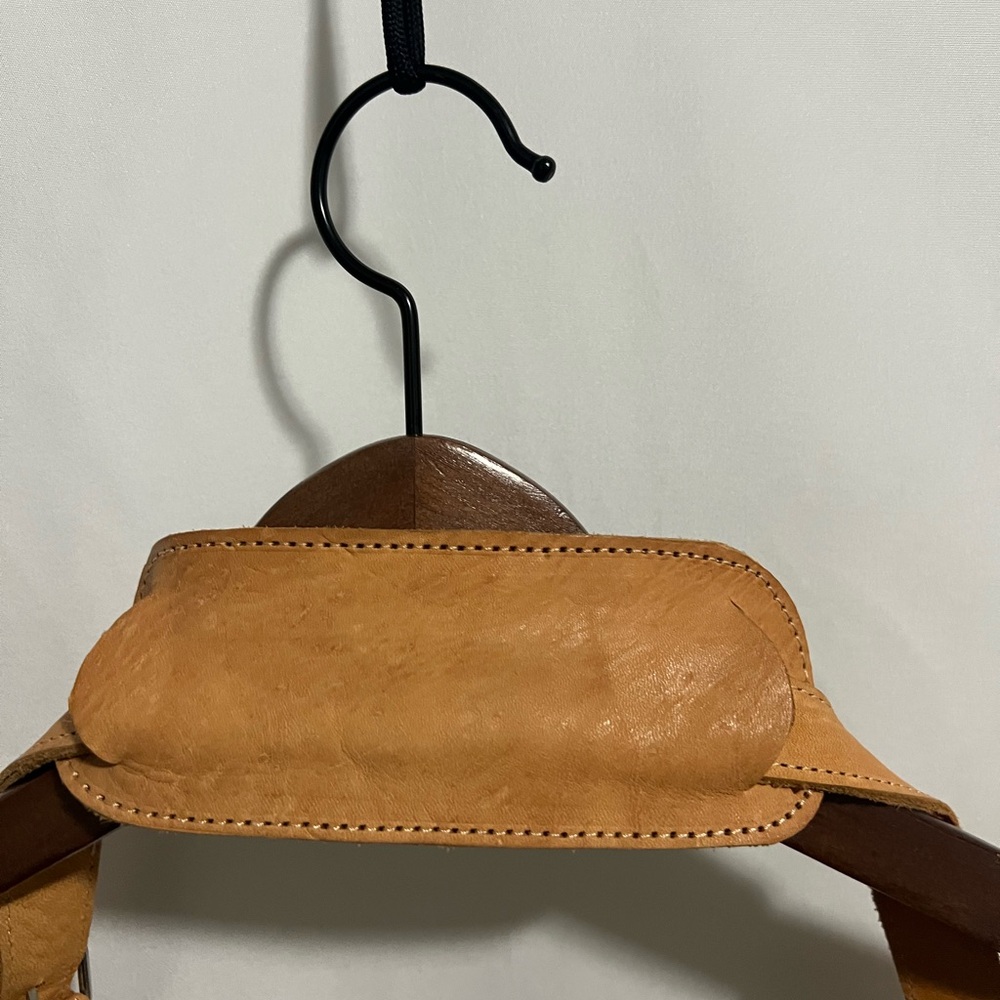 Sergios Collection Embossed Shoulder Bag - Picture 5 of 14